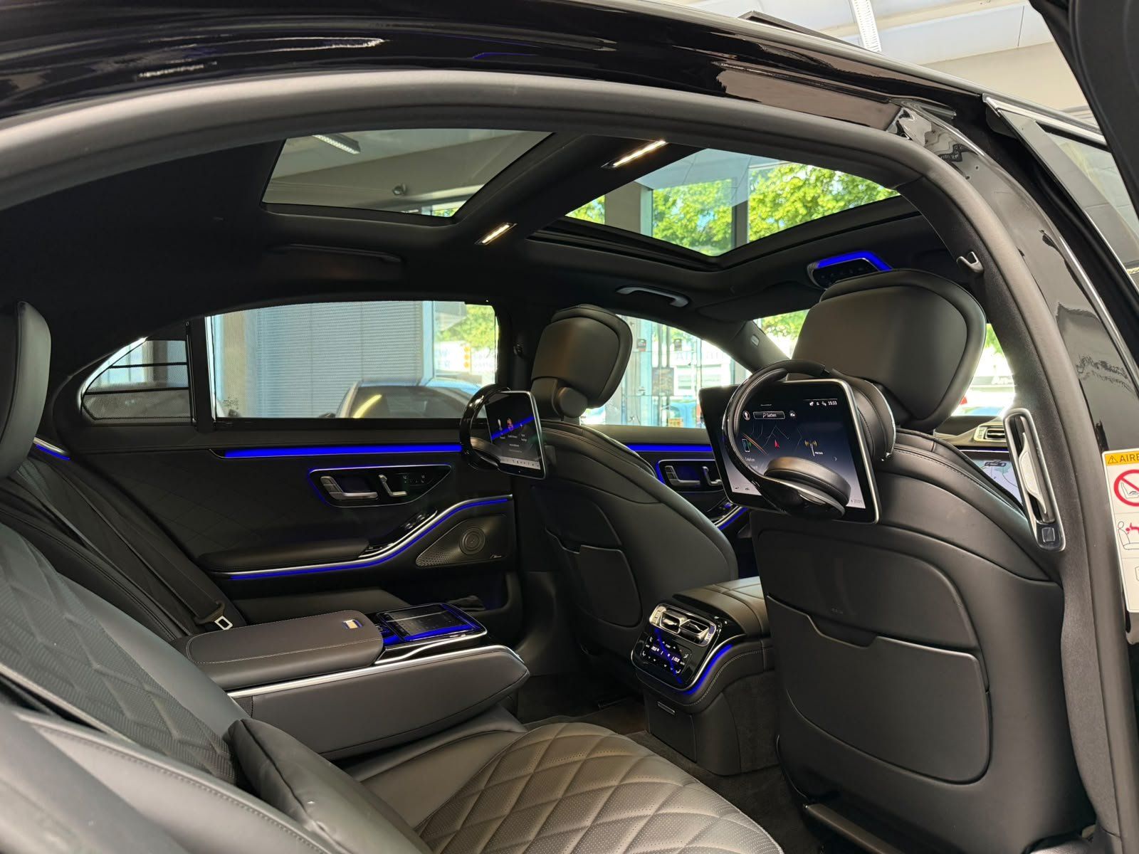 Fahrzeugabbildung Mercedes-Benz S 450 d 4M L AMG FOND-ENT.+DRIVEPILOT+HAL+TV+HUD