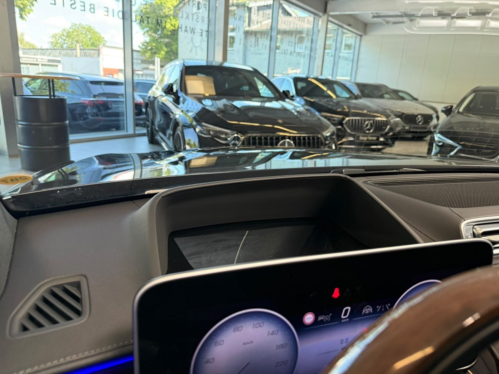 Fahrzeugabbildung Mercedes-Benz S 450 d 4M L AMG FOND-ENT.+DRIVEPILOT+HAL+TV+HUD