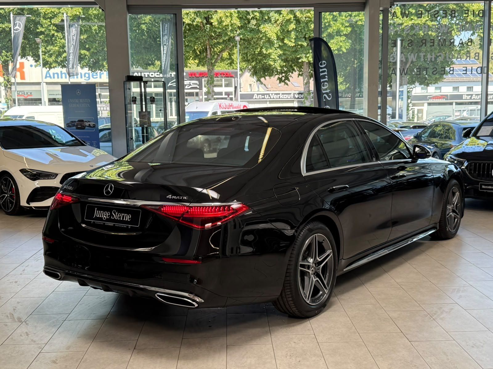 Fahrzeugabbildung Mercedes-Benz S 450 d 4M L AMG FOND-ENT.+DRIVEPILOT+HAL+TV+HUD