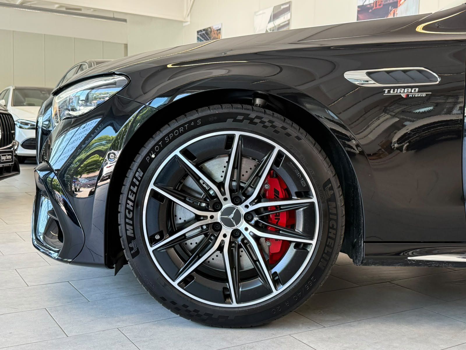 Fahrzeugabbildung Mercedes-Benz E53 HYBRID 4M+DYN.PLUS+!89 KM!+BURM4D+EDW+FAP