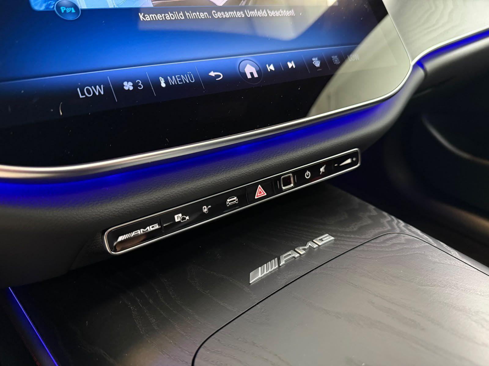 Fahrzeugabbildung Mercedes-Benz E53 HYBRID 4M+DYN.PLUS+!89 KM!+BURM4D+EDW+FAP