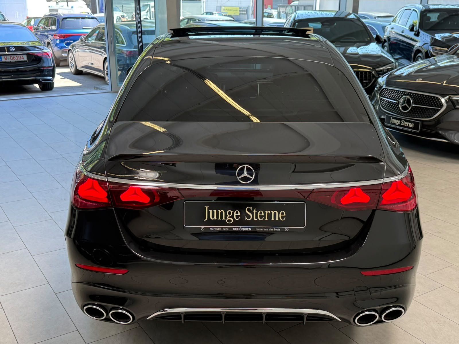Fahrzeugabbildung Mercedes-Benz E53 HYBRID 4M+DYN.PLUS+!89 KM!+BURM4D+EDW+FAP