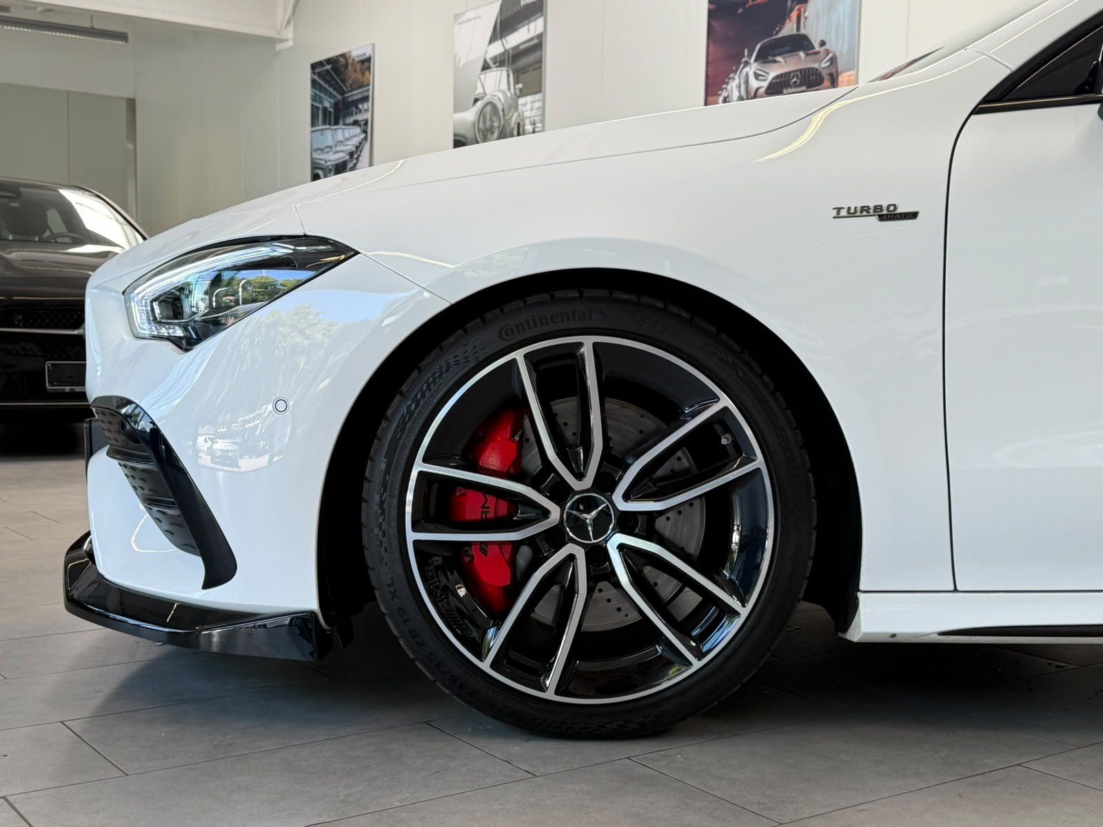 Fahrzeugabbildung Mercedes-Benz Mercedes-AMG CLA 35 4M Coupé PANO+360+NIGHT2+19"