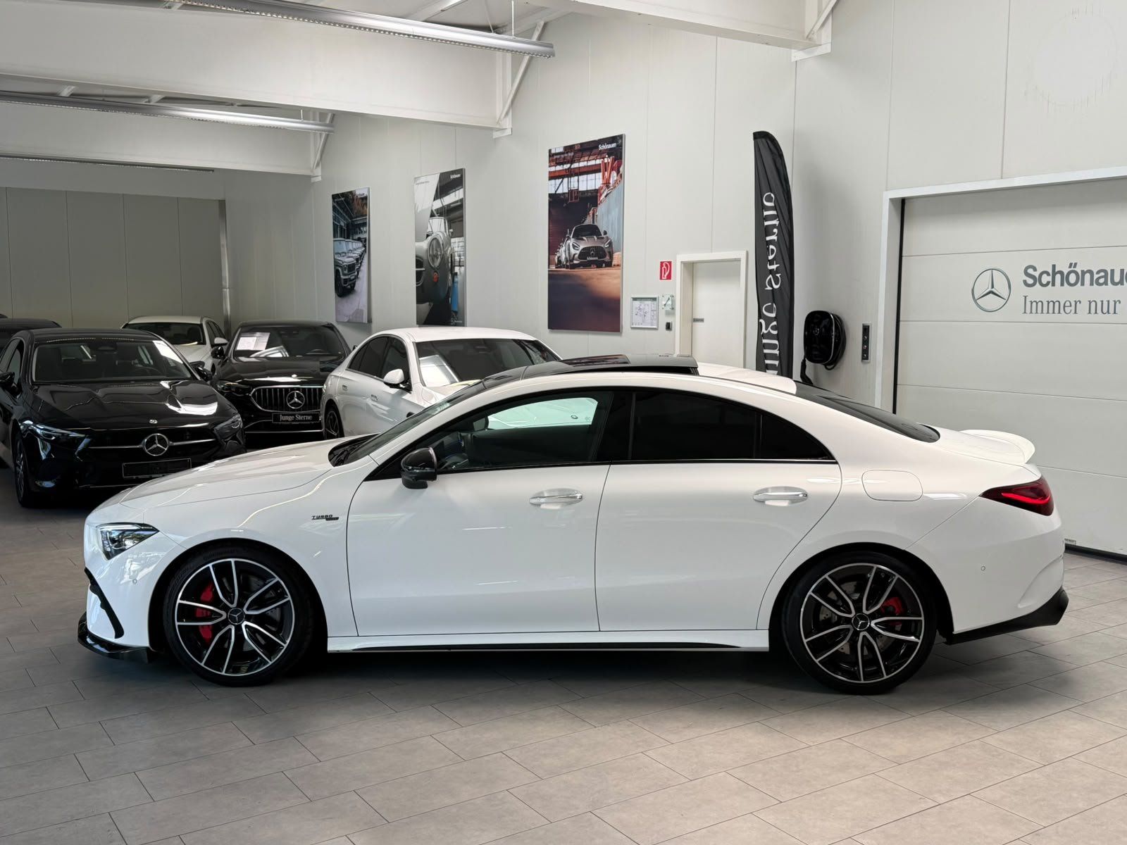 Fahrzeugabbildung Mercedes-Benz Mercedes-AMG CLA 35 4M Coupé PANO+360+NIGHT2+19"