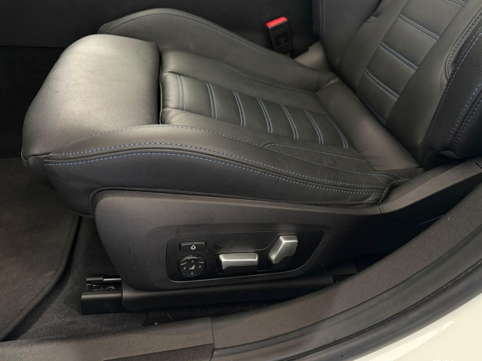 Fahrzeugabbildung BMW M340 d xDrive DRIVE.ASS.PRO.+MSPORT.PRO+HK+PANO