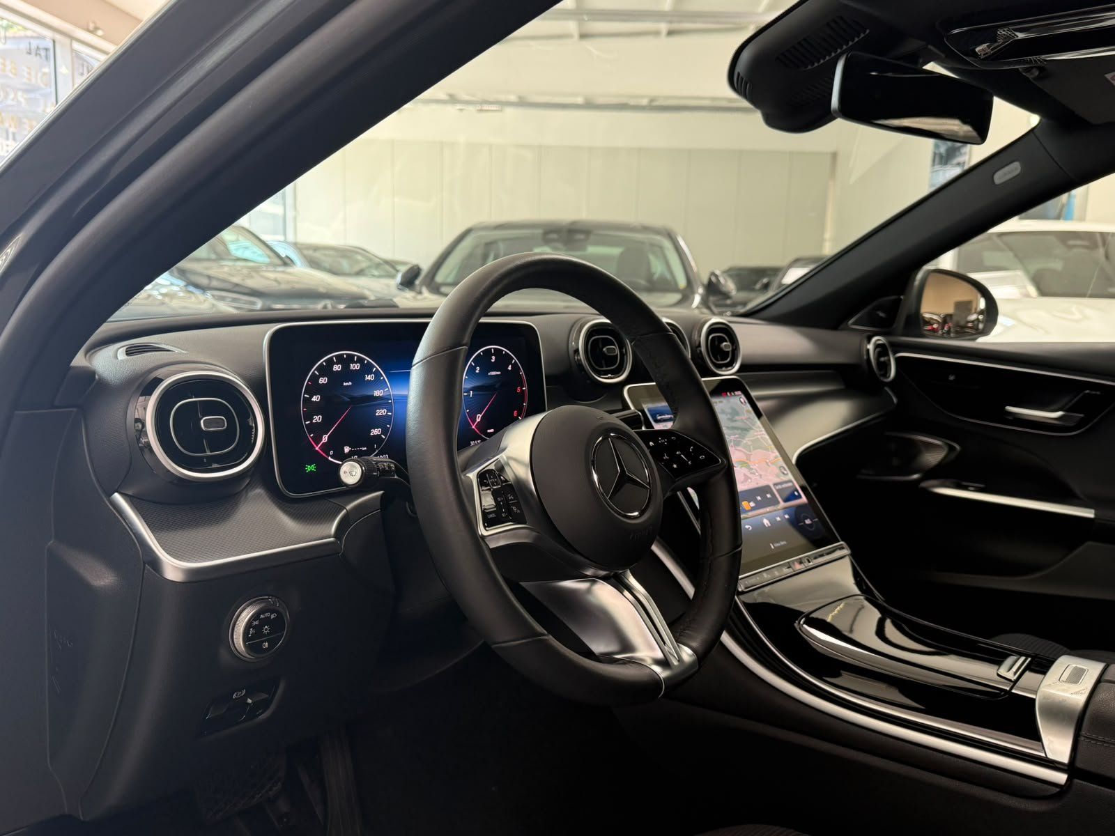 Fahrzeugabbildung Mercedes-Benz C 200 d T AVANTGARDE ADV. BURM3D+KEYLESS+STANDHZ