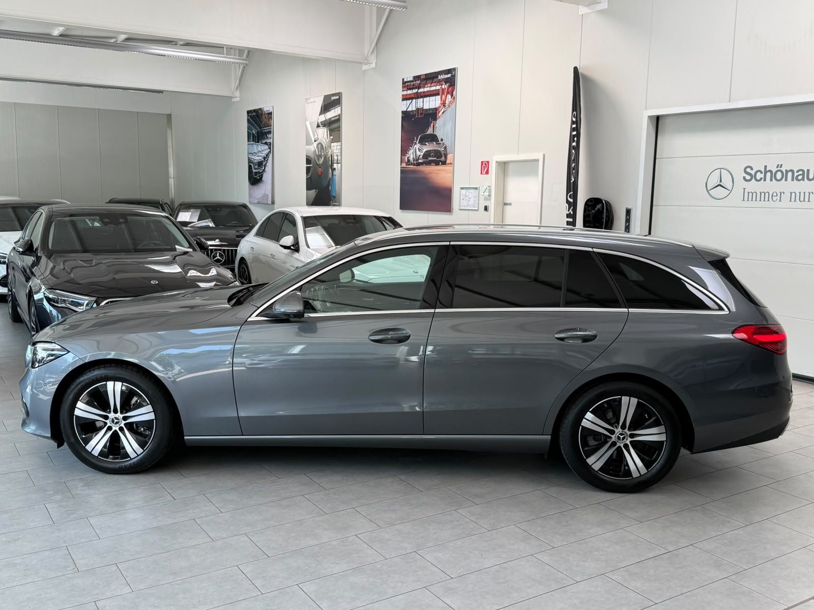 Fahrzeugabbildung Mercedes-Benz C 200 d T AVANTGARDE ADV. BURM3D+KEYLESS+STANDHZ