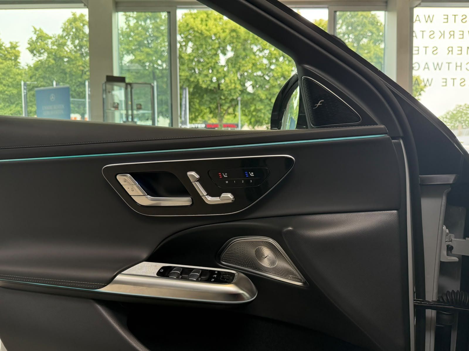 Fahrzeugabbildung Mercedes-Benz Mercedes-AMG E 53 4M+ T PREMPLUS+SUPER+NAPPA+AHK