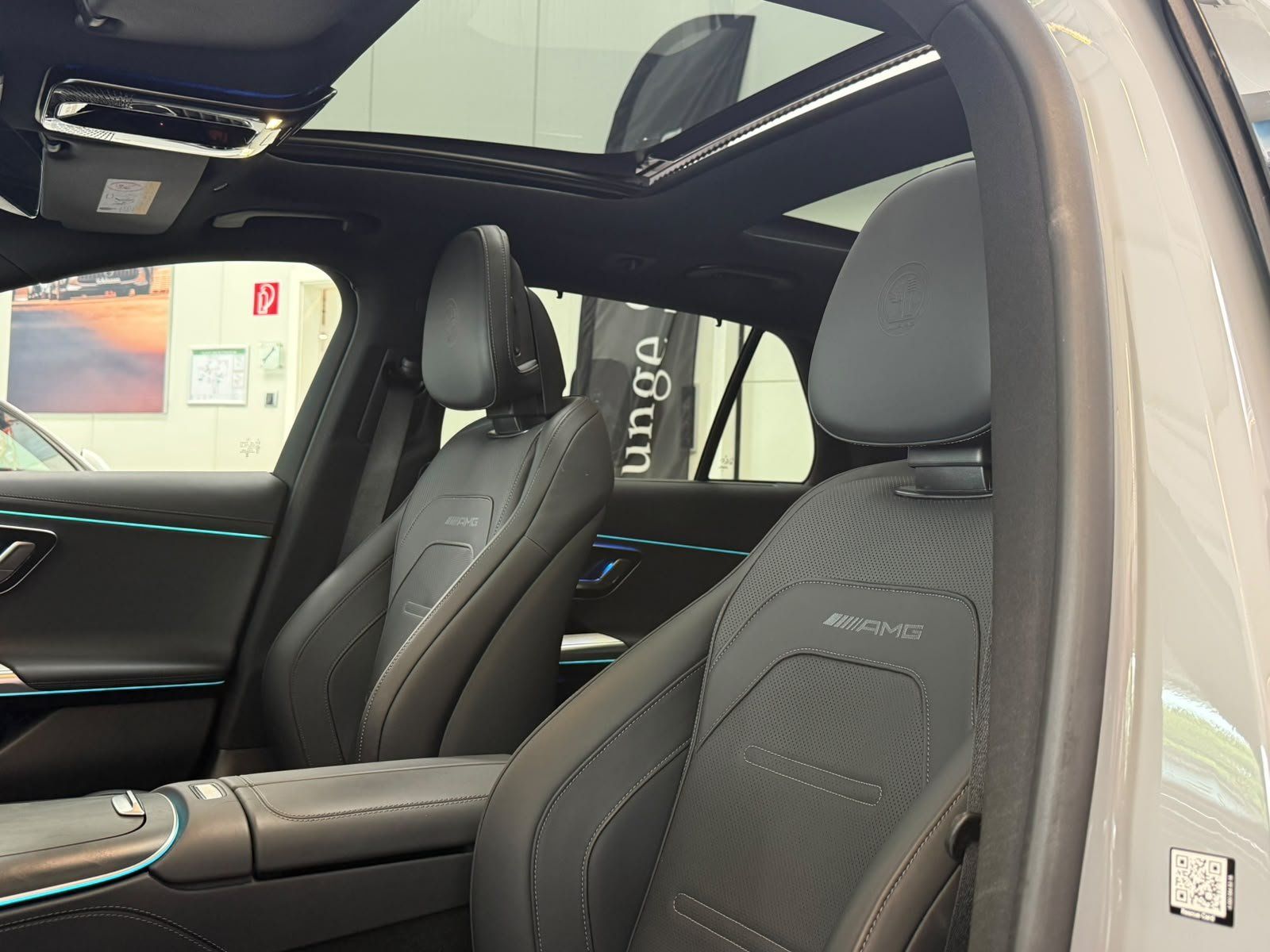 Fahrzeugabbildung Mercedes-Benz Mercedes-AMG E 53 4M+ T PREMPLUS+SUPER+NAPPA+AHK
