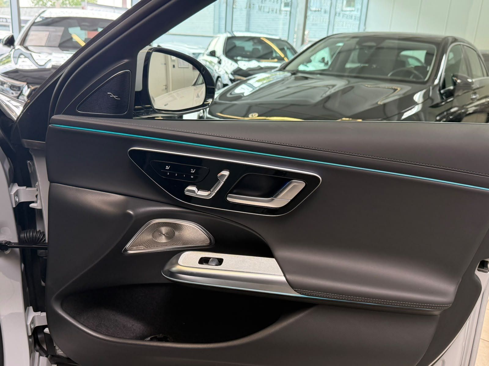 Fahrzeugabbildung Mercedes-Benz Mercedes-AMG E 53 4M+ T PREMPLUS+SUPER+NAPPA+AHK