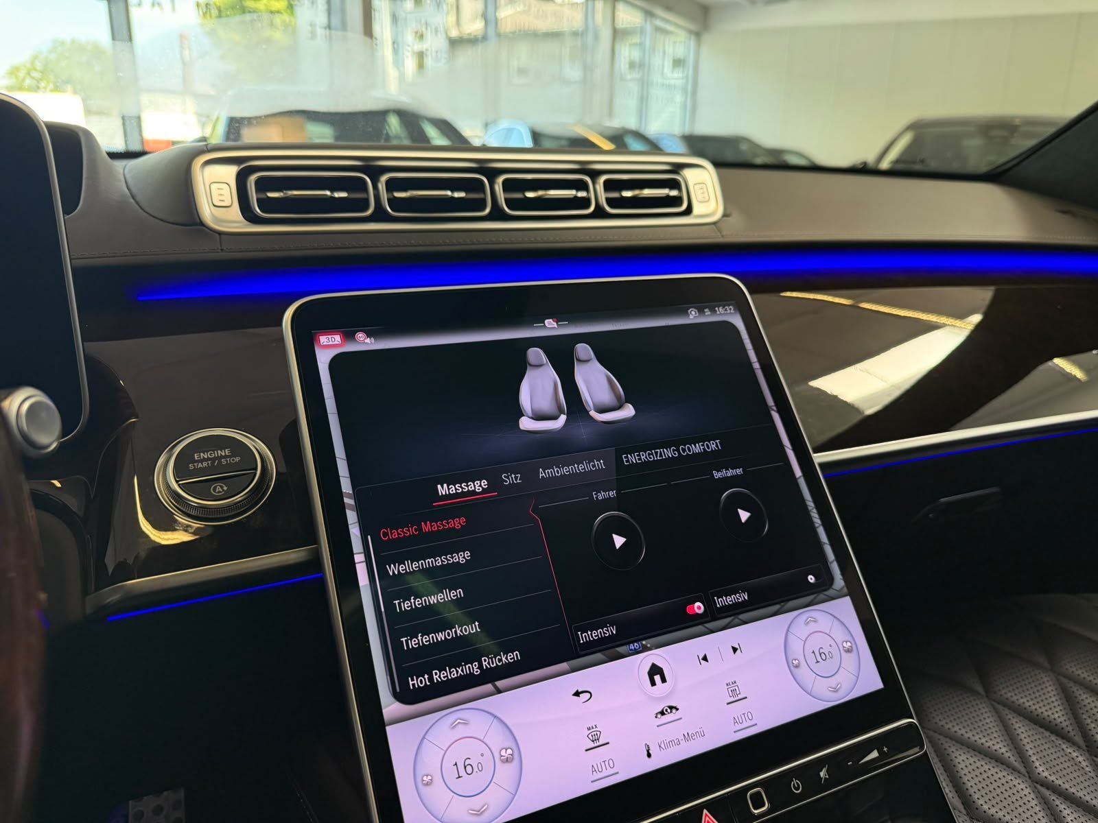 Fahrzeugabbildung Mercedes-Benz S450 4M L AMG UPE:197t€+EXCLUSIVE+DRIVEP+EXECUTI
