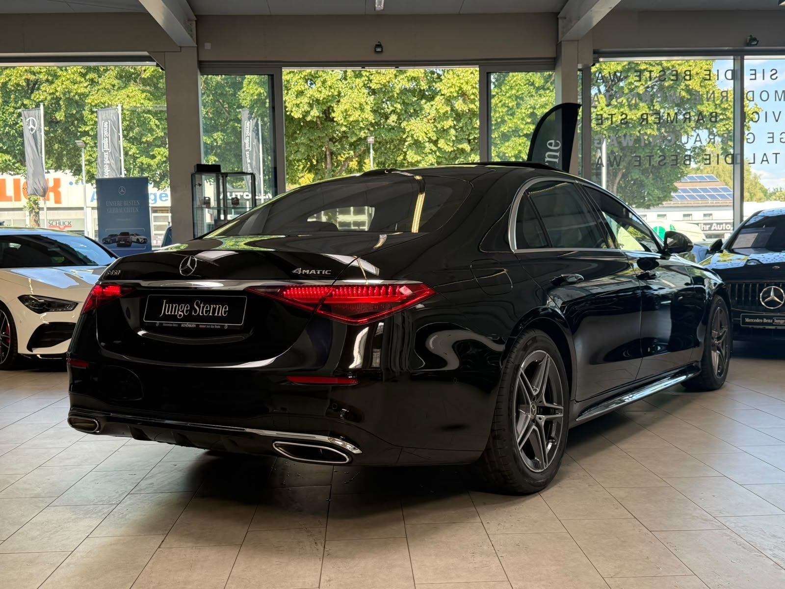Fahrzeugabbildung Mercedes-Benz S450 4M L AMG UPE:197t€+EXCLUSIVE+DRIVEP+EXECUTI
