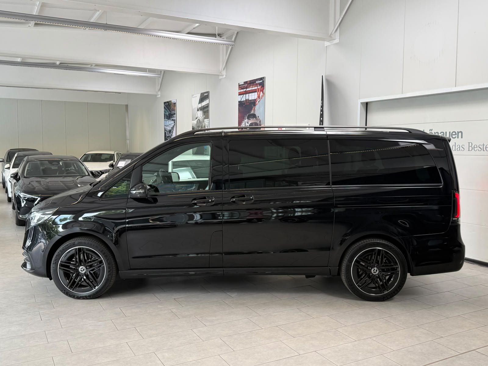 Fahrzeugabbildung Mercedes-Benz V 300 d 4M L AMG+EXCLUSIVE+AHK+MICROCUT+AIRM+BUR