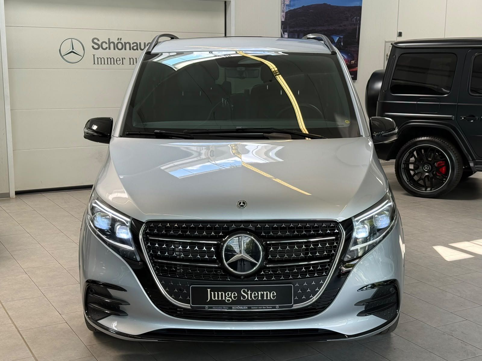 Fahrzeugabbildung Mercedes-Benz V 300 d 4M L AMG+EXCLUSIVE+AHK+MICROCUT+AIRM+BUR