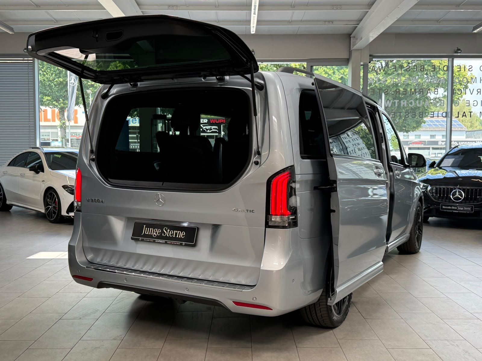 Fahrzeugabbildung Mercedes-Benz V 300 d 4M L AMG+EXCLUSIVE+AHK+MICROCUT+AIRM+BUR