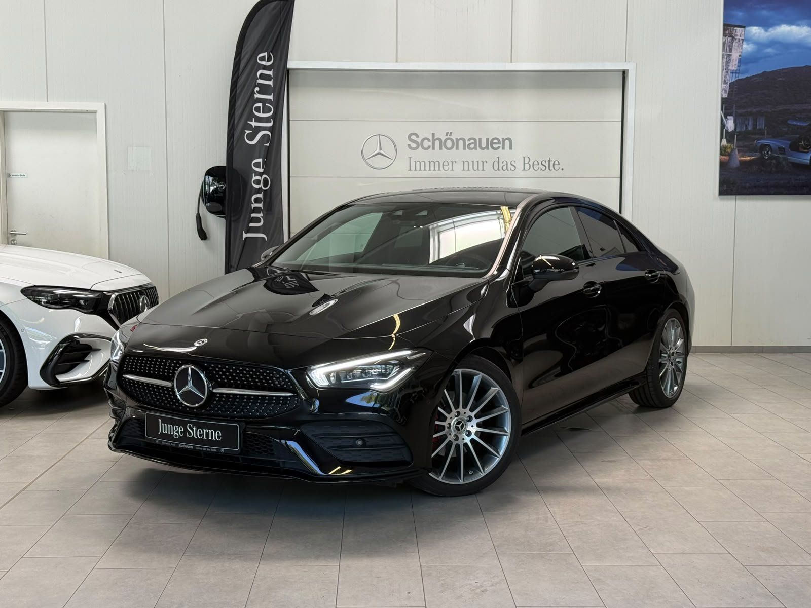 Mercedes-Benz CLA 200 AMG+MBEAM+KAMERA+TEMP+AMBIENTE+CARPLAY