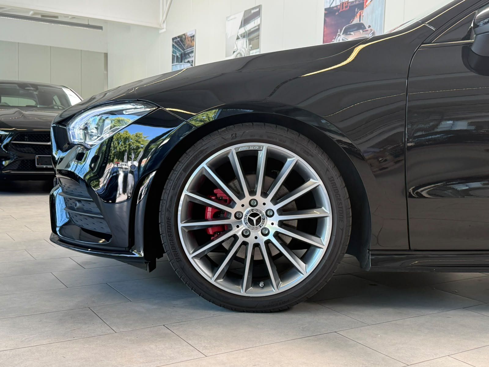 Fahrzeugabbildung Mercedes-Benz CLA 200 AMG+MBEAM+KAMERA+TEMP+AMBIENTE+CARPLAY