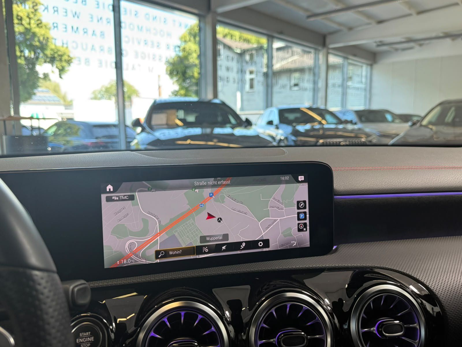 Fahrzeugabbildung Mercedes-Benz CLA 200 AMG+MBEAM+KAMERA+TEMP+AMBIENTE+CARPLAY