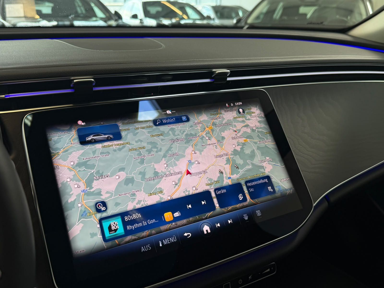 Fahrzeugabbildung Mercedes-Benz E 220 d AVANTGARDE ADV.+18"+PANORAMA+WINTERPAKET