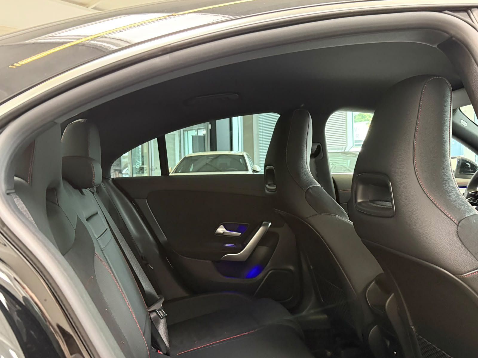 Fahrzeugabbildung Mercedes-Benz CLA 250 e AMG Edition+MBEAM+360°+DISTR+KEYLESS