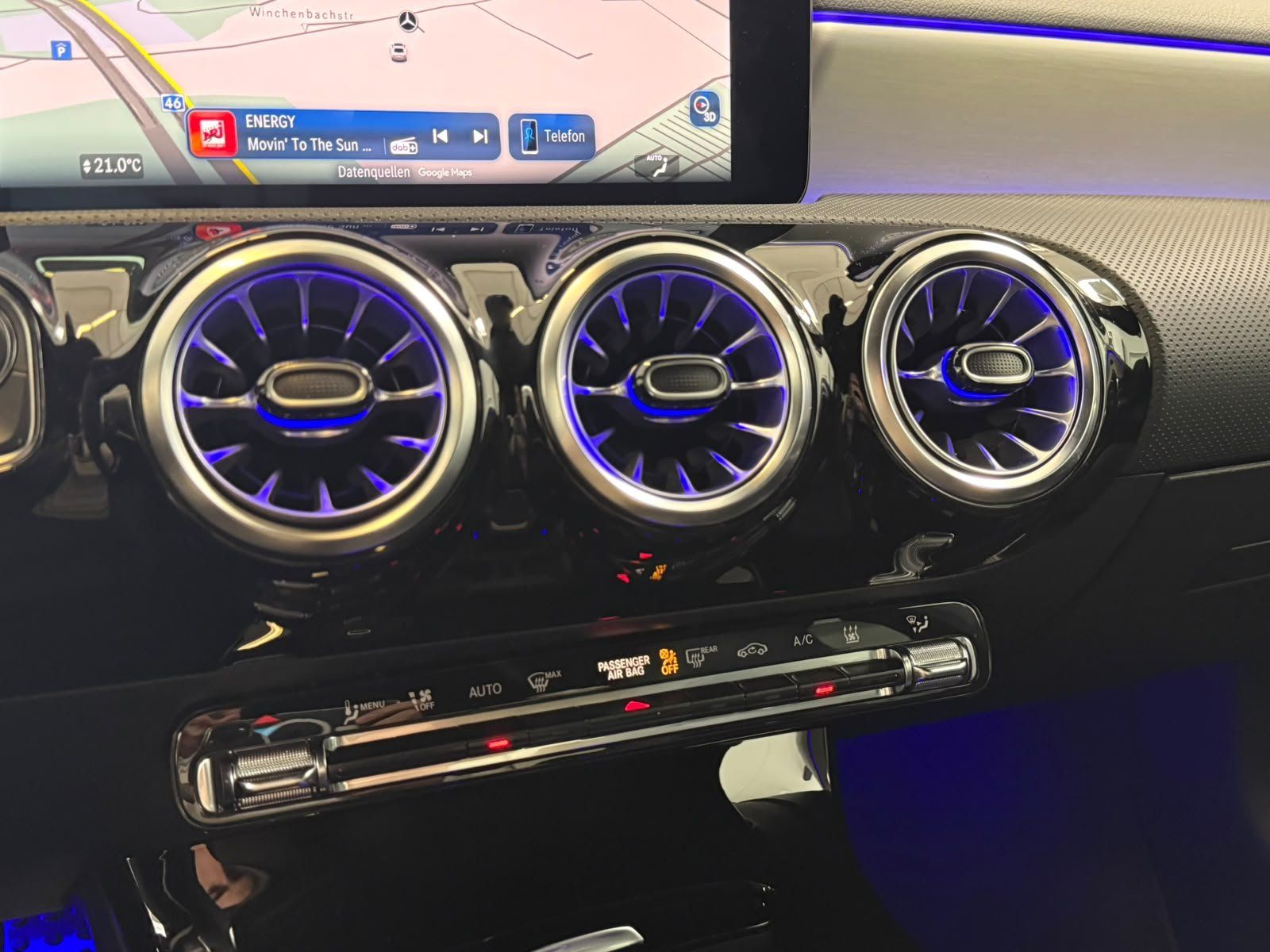 Fahrzeugabbildung Mercedes-Benz CLA 250 e AMG Edition+MBEAM+360°+DISTR+KEYLESS