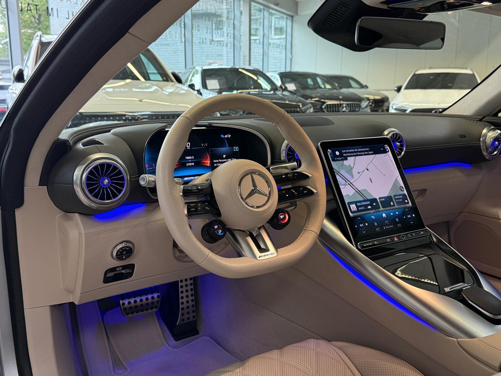 Fahrzeugabbildung Mercedes-Benz GT 63 4M+ AERO+PERF+LIFT+HUD+PANO+BURM+DISTR+360
