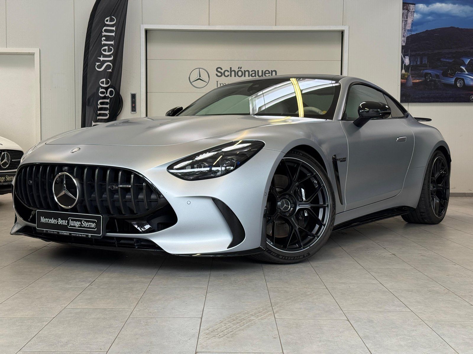 Fahrzeugabbildung Mercedes-Benz GT 63 4M+ AERO+PERF+LIFT+HUD+PANO+BURM+DISTR+360