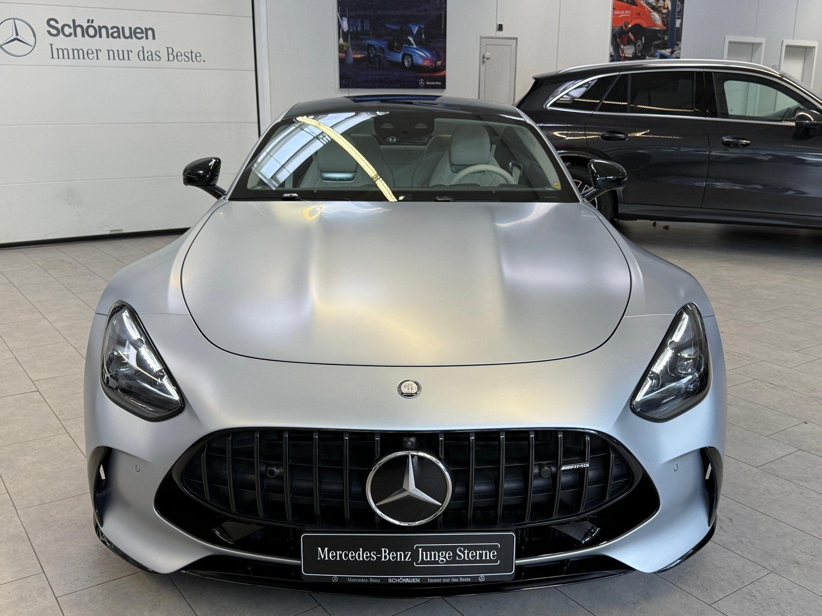 Fahrzeugabbildung Mercedes-Benz GT 63 4M+ AERO+PERF+LIFT+HUD+PANO+BURM+DISTR+360