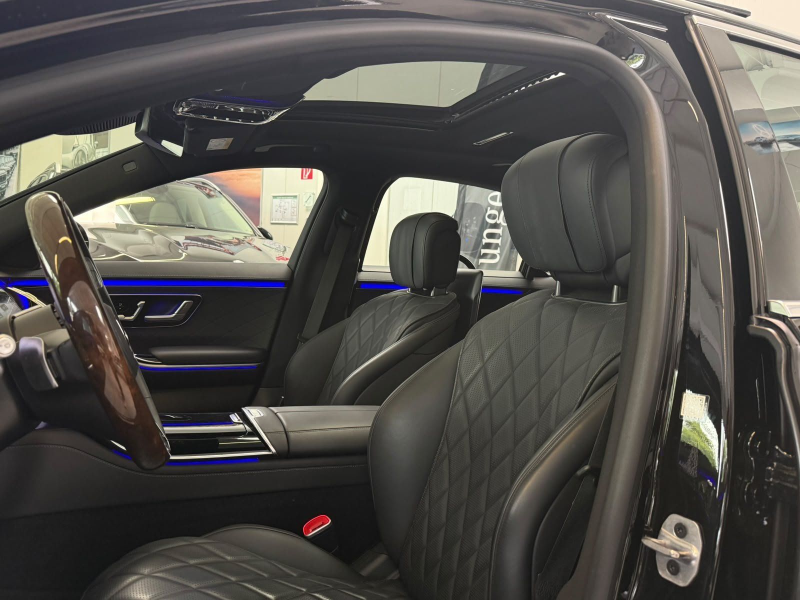Fahrzeugabbildung Mercedes-Benz S 350 d 4M L AMG FONDENT.+DRIVEPIL+HAL+4xMASSAGE