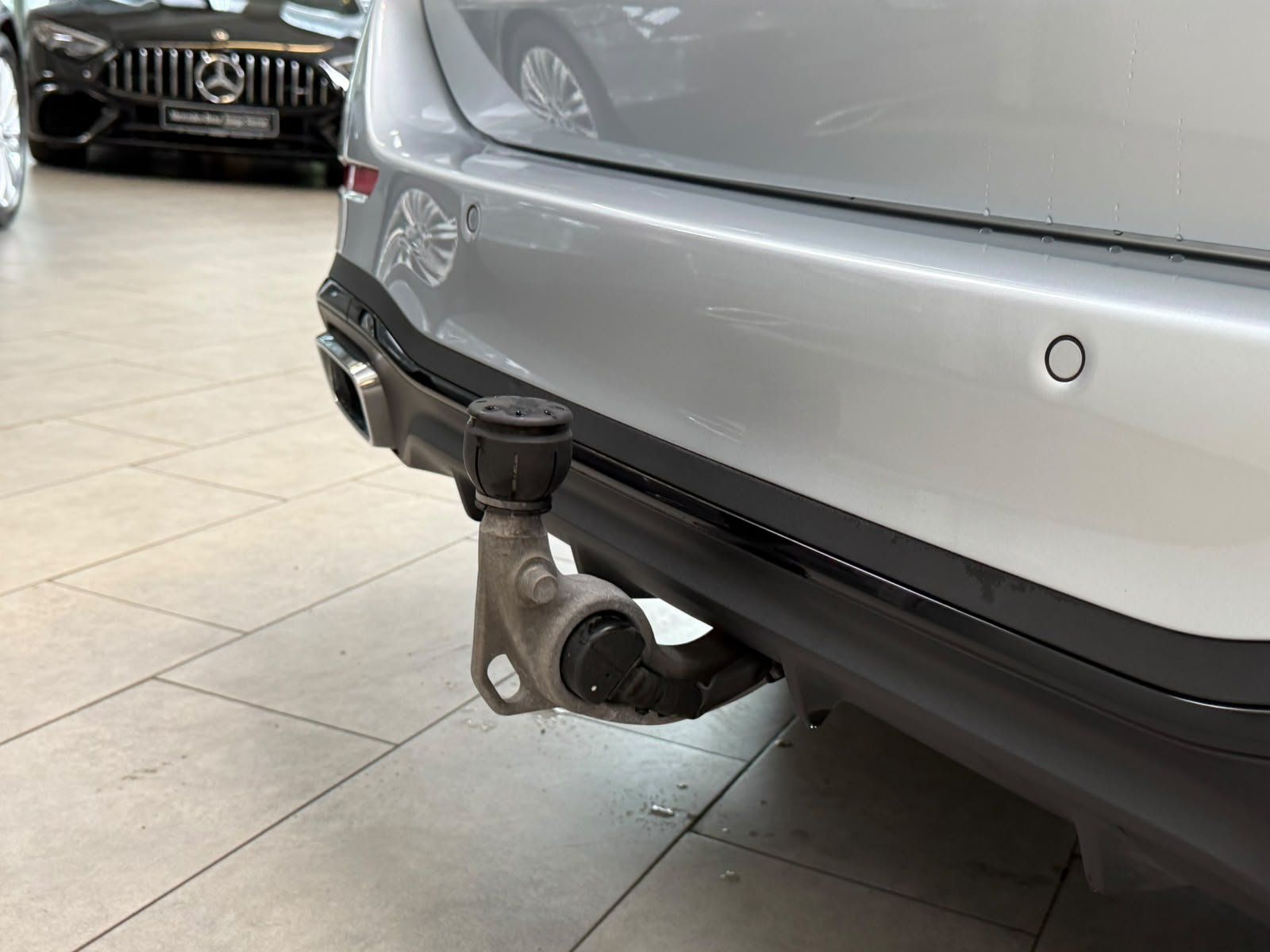 Fahrzeugabbildung Mercedes-Benz C 180 T AMG STDHZ+AHK+NIGHT+TOTWINK+WINTERPAKET