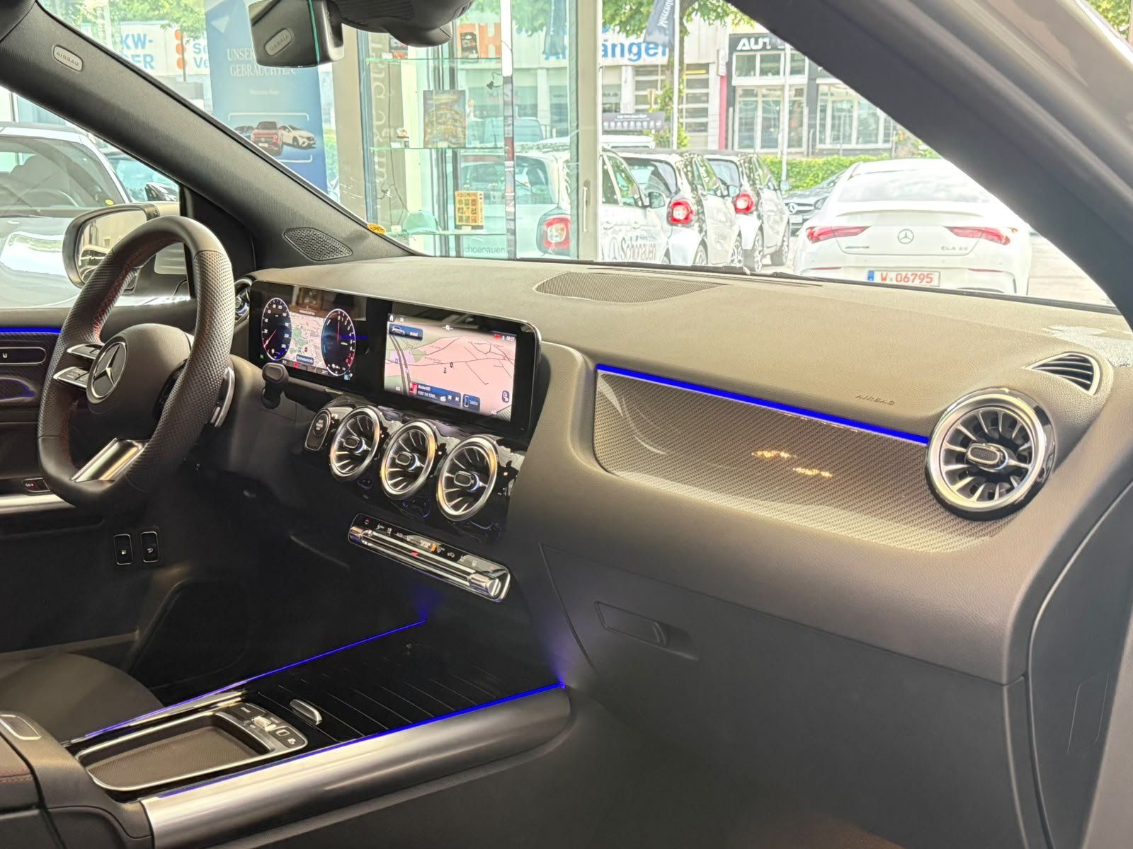 Fahrzeugabbildung Mercedes-Benz B 250e AMG+KAMERA+TOTW+CARPLAY+KEYLESS+LED+DAB