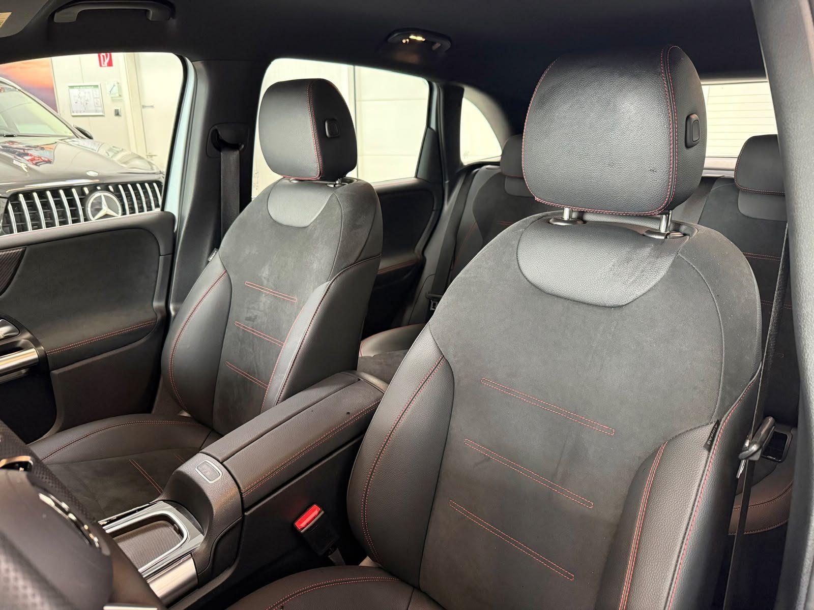 Fahrzeugabbildung Mercedes-Benz B 250e AMG+KAMERA+TOTW+CARPLAY+KEYLESS+LED+DAB