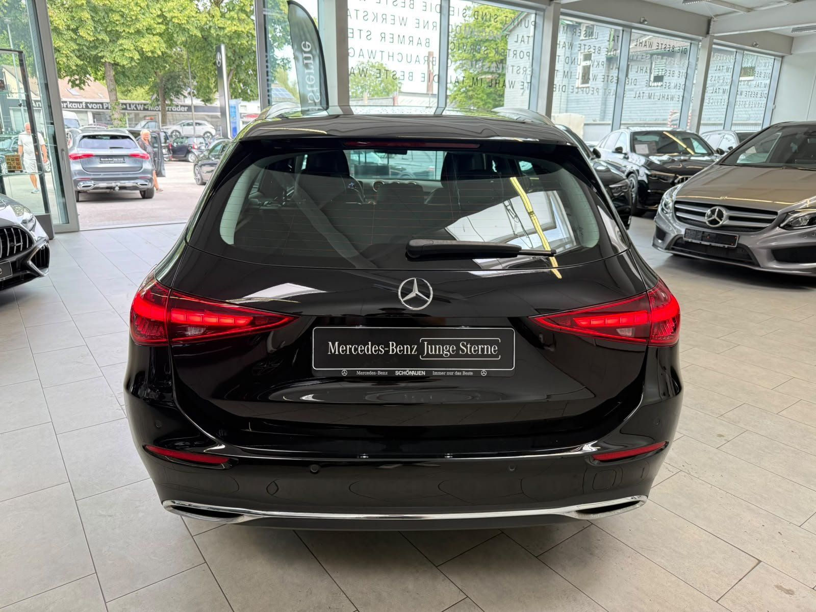 Fahrzeugabbildung Mercedes-Benz C 200 d T Avantgarde KAMERA+LED+CARPLAY+AMBIENTE
