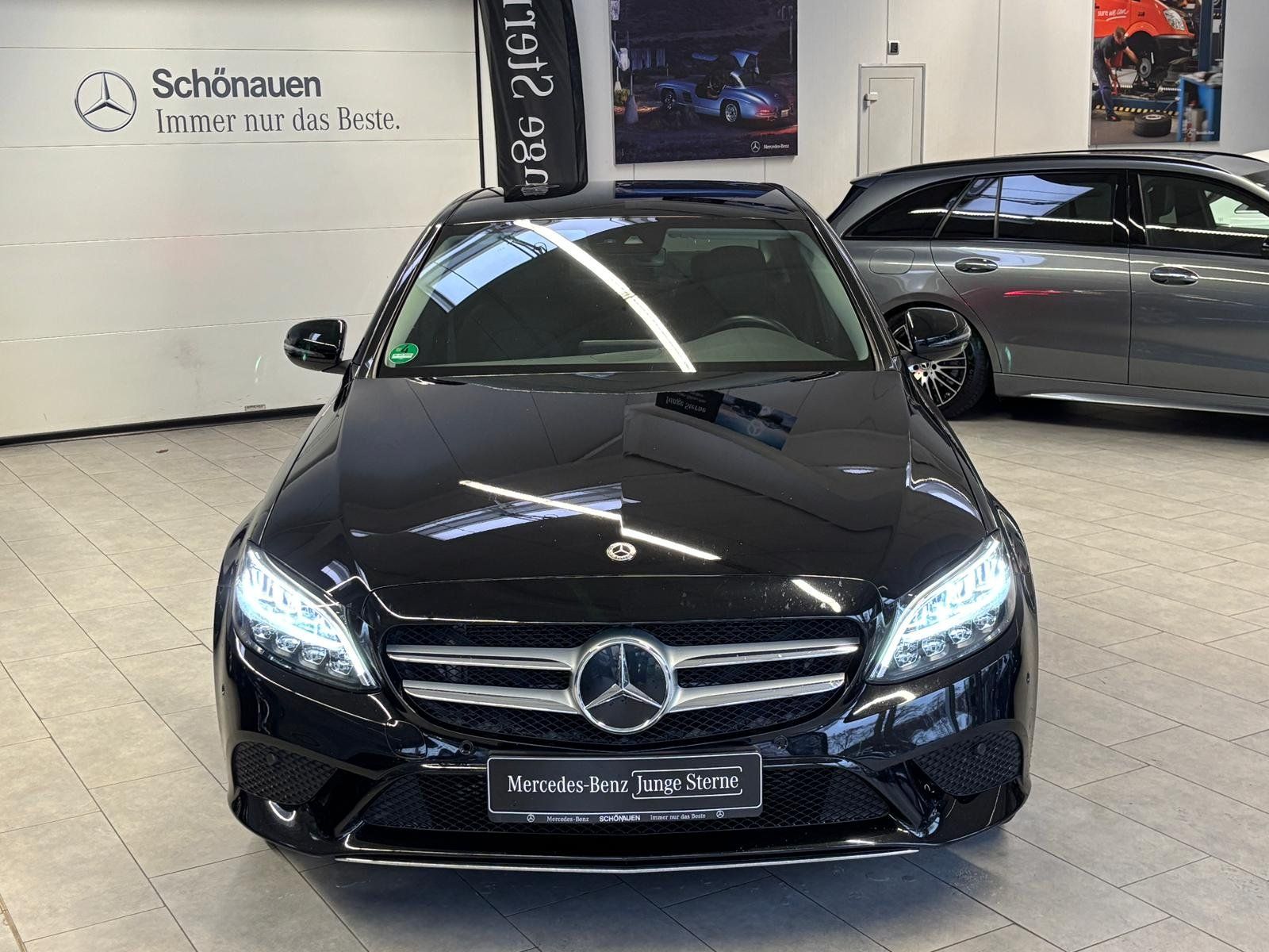 Fahrzeugabbildung Mercedes-Benz C 300e Avantgarde DISTR+KAMERA+TOTW+LED+SPUR+DAB