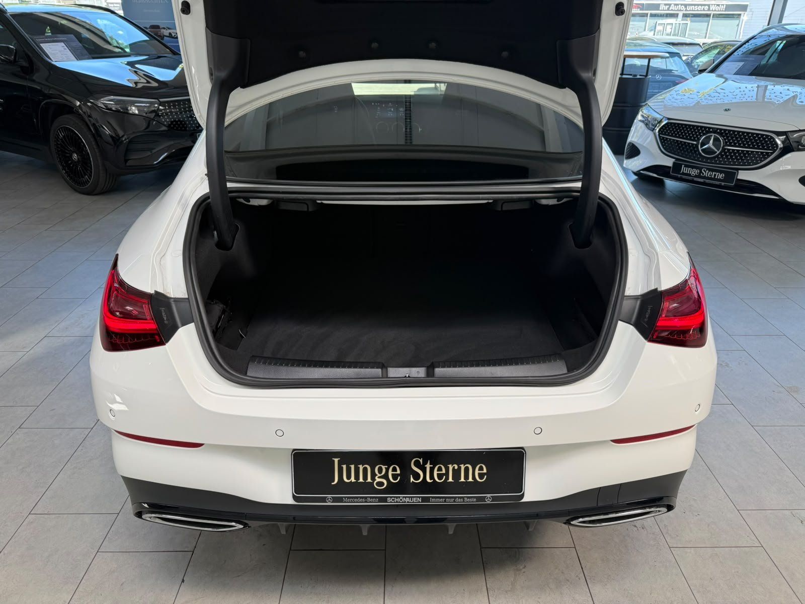 Fahrzeugabbildung Mercedes-Benz CLA 220 d AMG PREMIUM PLUS+NP69t€+19"+BURM+NIGHT