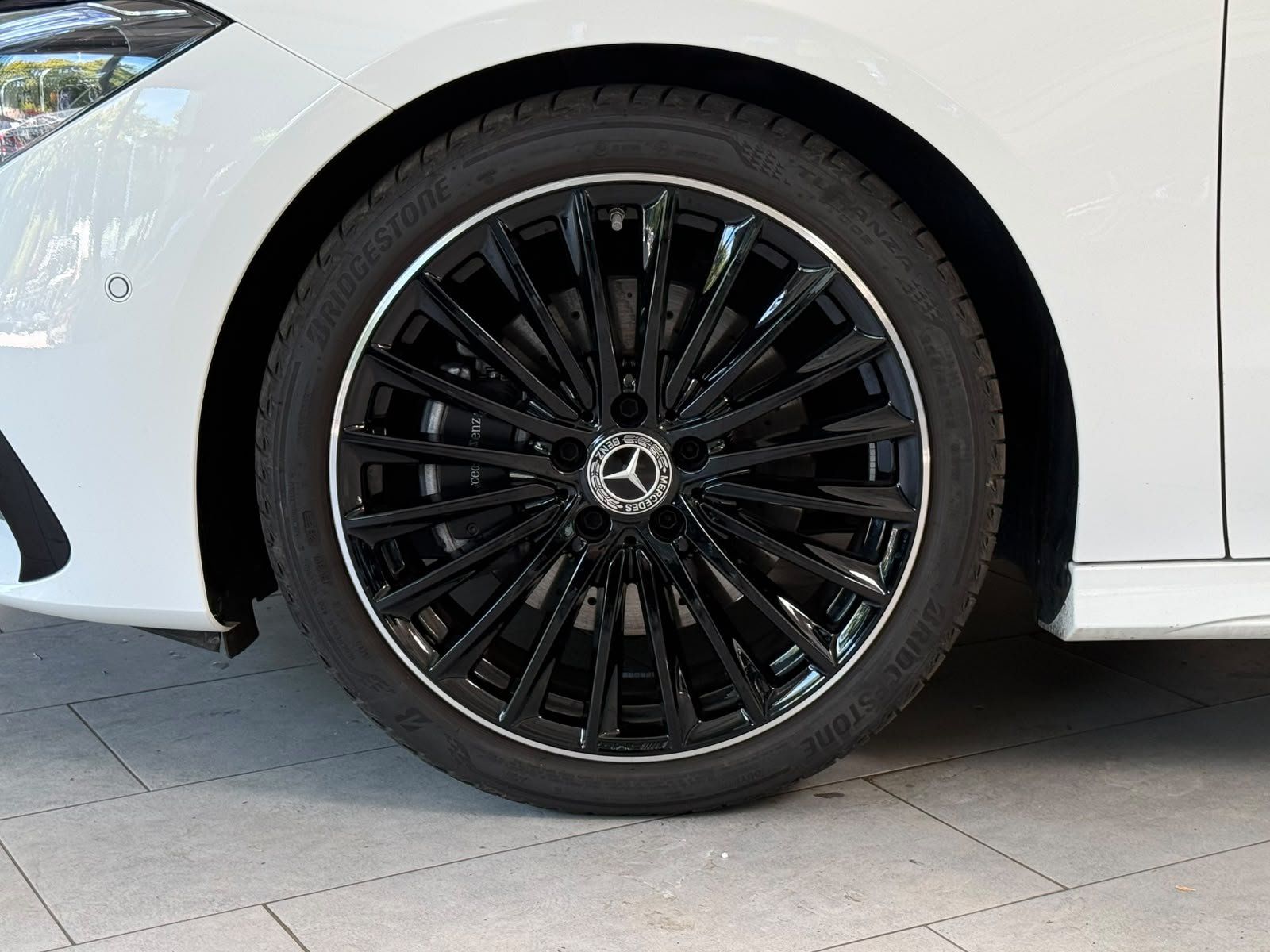Fahrzeugabbildung Mercedes-Benz CLA 220 d AMG PREMIUM PLUS+NP69t€+19"+BURM+NIGHT