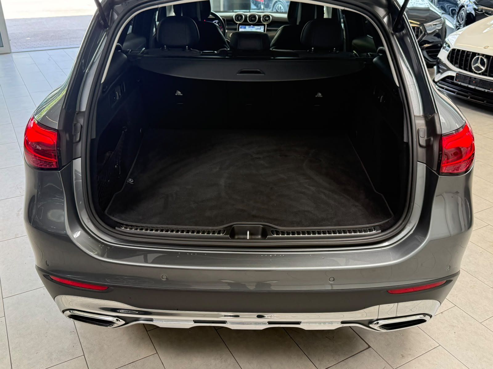 Fahrzeugabbildung Mercedes-Benz GLC 220d 4M AVANTG.ADV.PLUS+AHK+MEMORY+TOTWINKEL