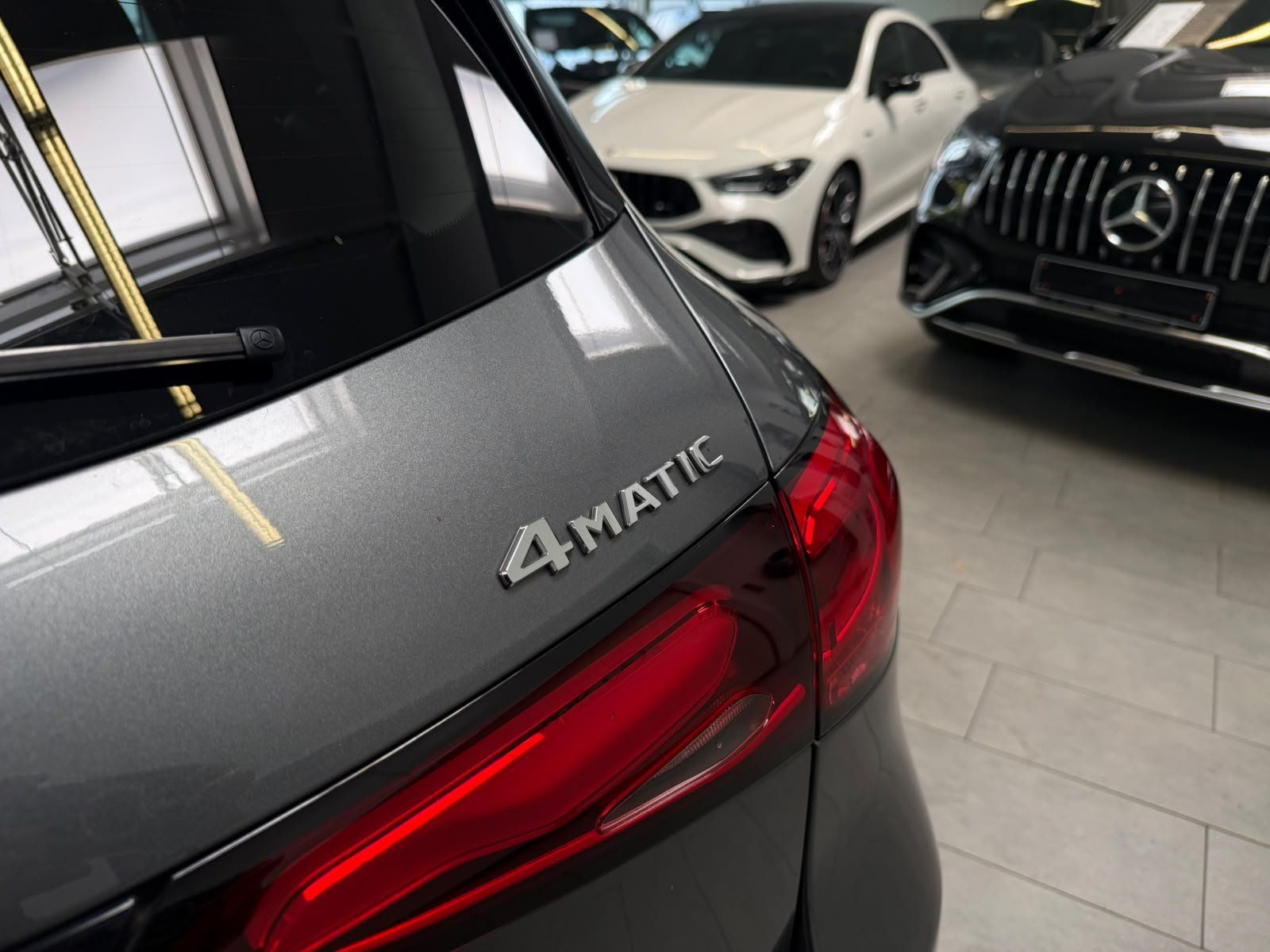 Fahrzeugabbildung Mercedes-Benz GLC 220d 4M AVANTG.ADV.PLUS+AHK+MEMORY+TOTWINKEL