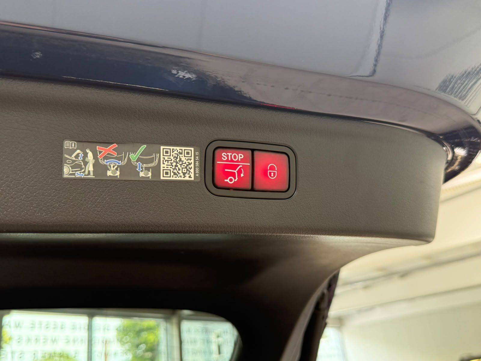 Fahrzeugabbildung Mercedes-Benz EQE 350+ SUV PANO+SOUND+360°+DISTRO+MEMO+DIGITAL