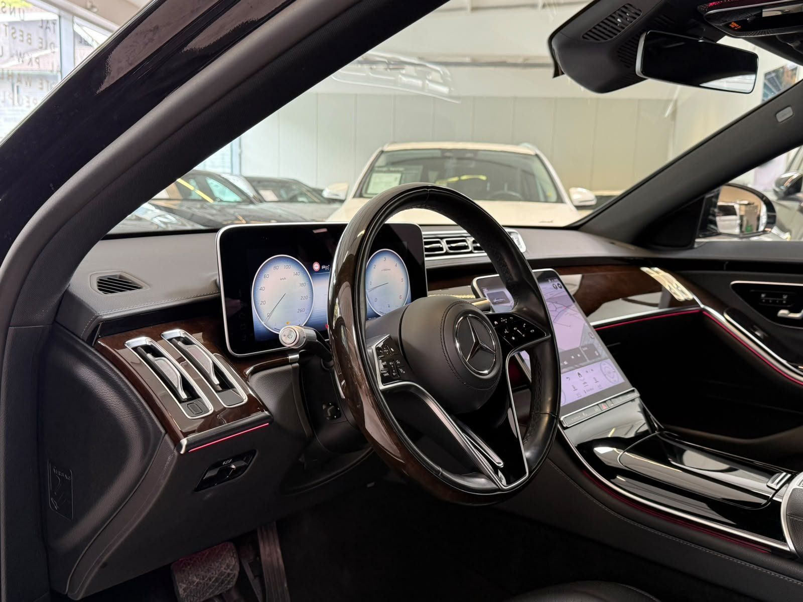 Fahrzeugabbildung Mercedes-Benz S 350 d 4M DISTR+AIRM+FAP+EDW+KEYLESS+DLIGHT+19"
