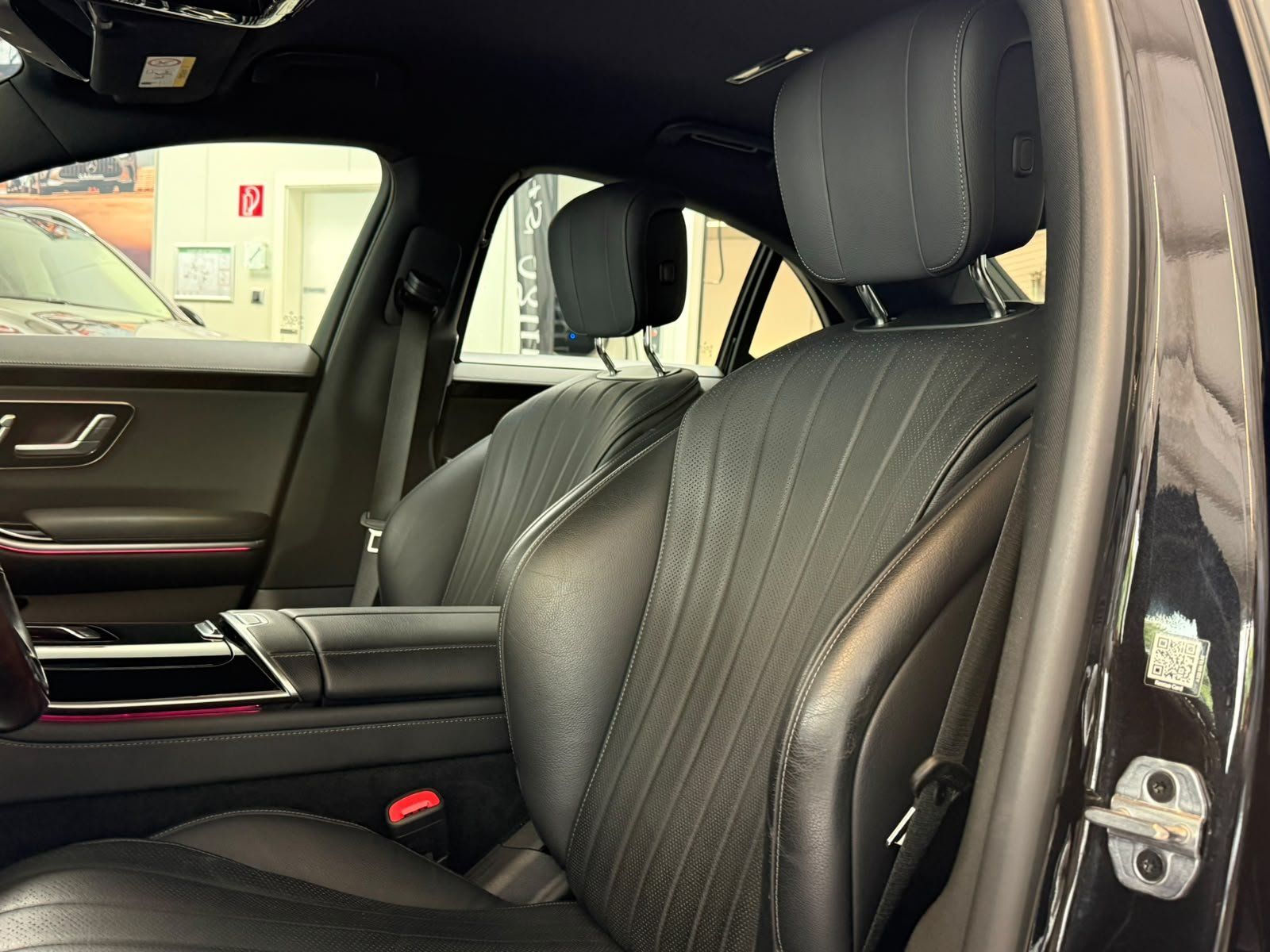 Fahrzeugabbildung Mercedes-Benz S 350 d 4M DISTR+AIRM+FAP+EDW+KEYLESS+DLIGHT+19"