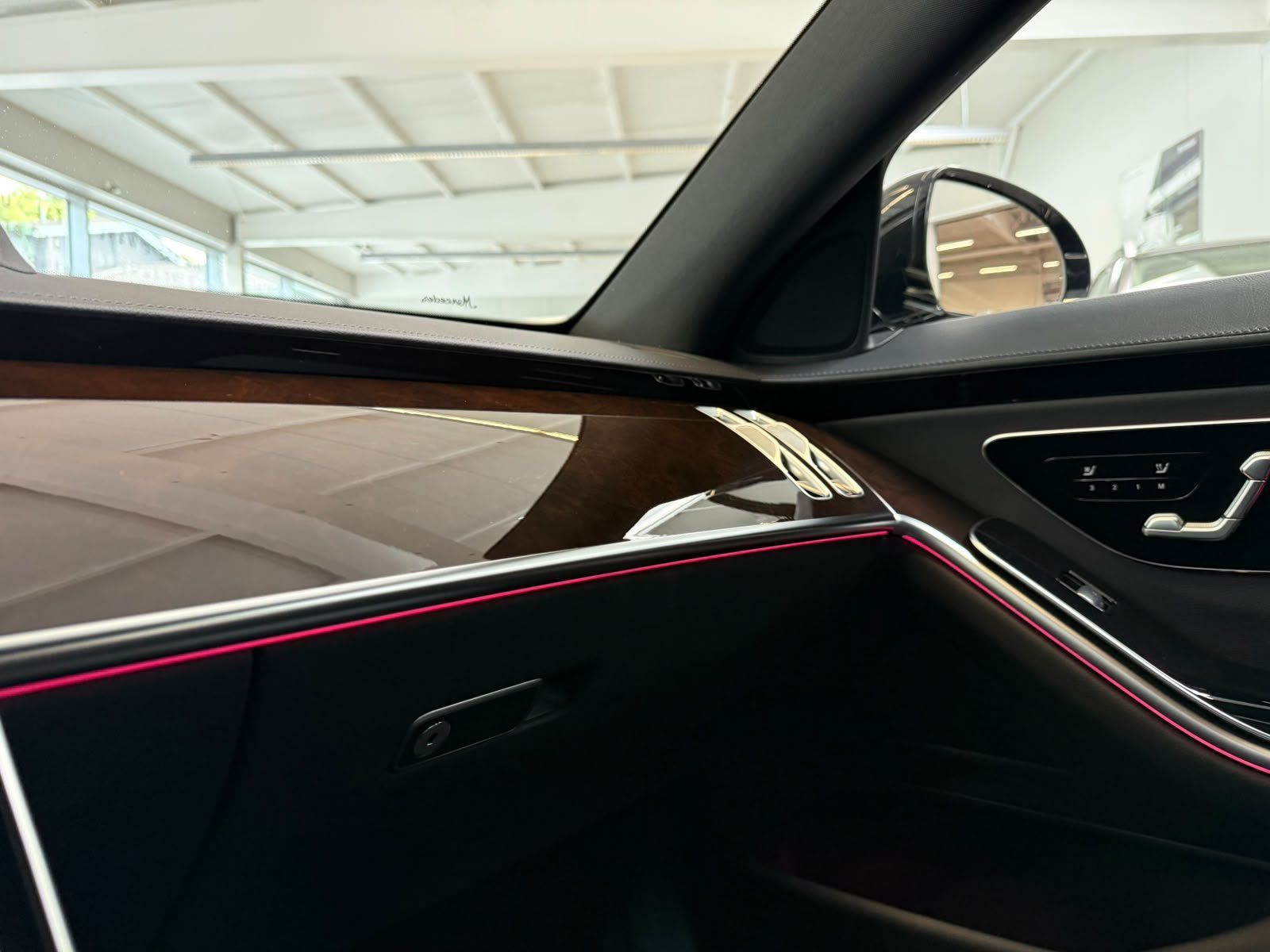 Fahrzeugabbildung Mercedes-Benz S 350 d 4M DISTR+AIRM+FAP+EDW+KEYLESS+DLIGHT+19"