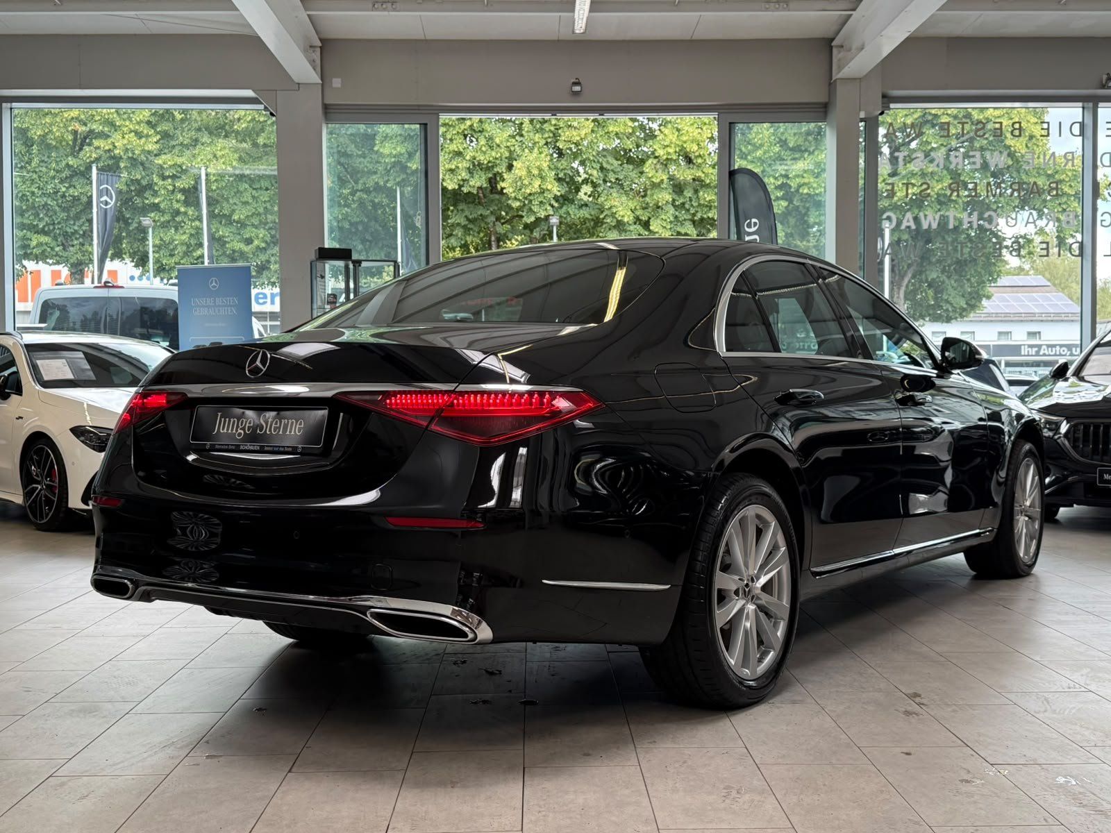 Fahrzeugabbildung Mercedes-Benz S 350 d 4M DISTR+AIRM+FAP+EDW+KEYLESS+DLIGHT+19"