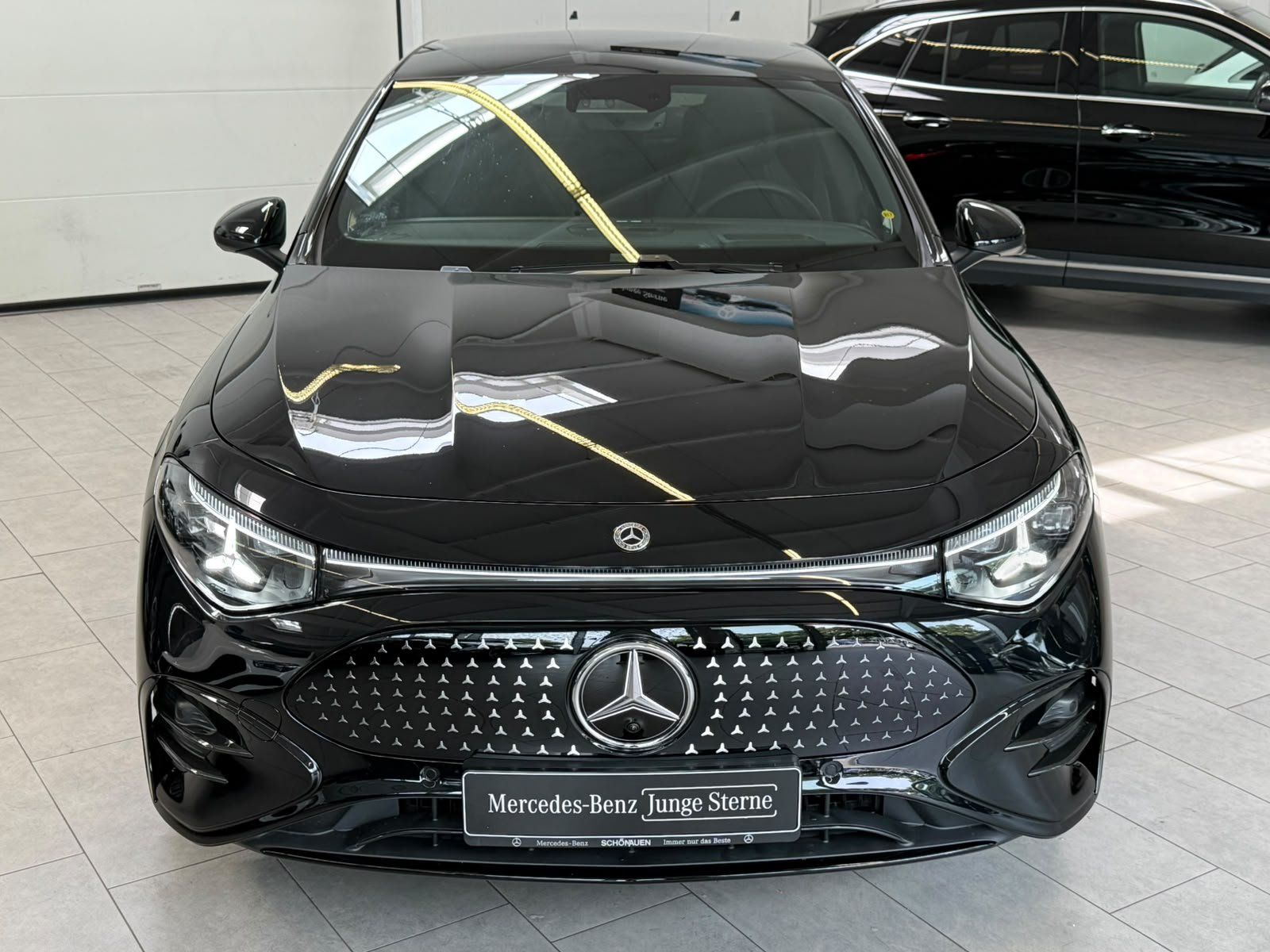 Fahrzeugabbildung Mercedes-Benz CLA 250+ AMG BURM+HUD+PANO+DISTR+NIGHT+MBEAM+360