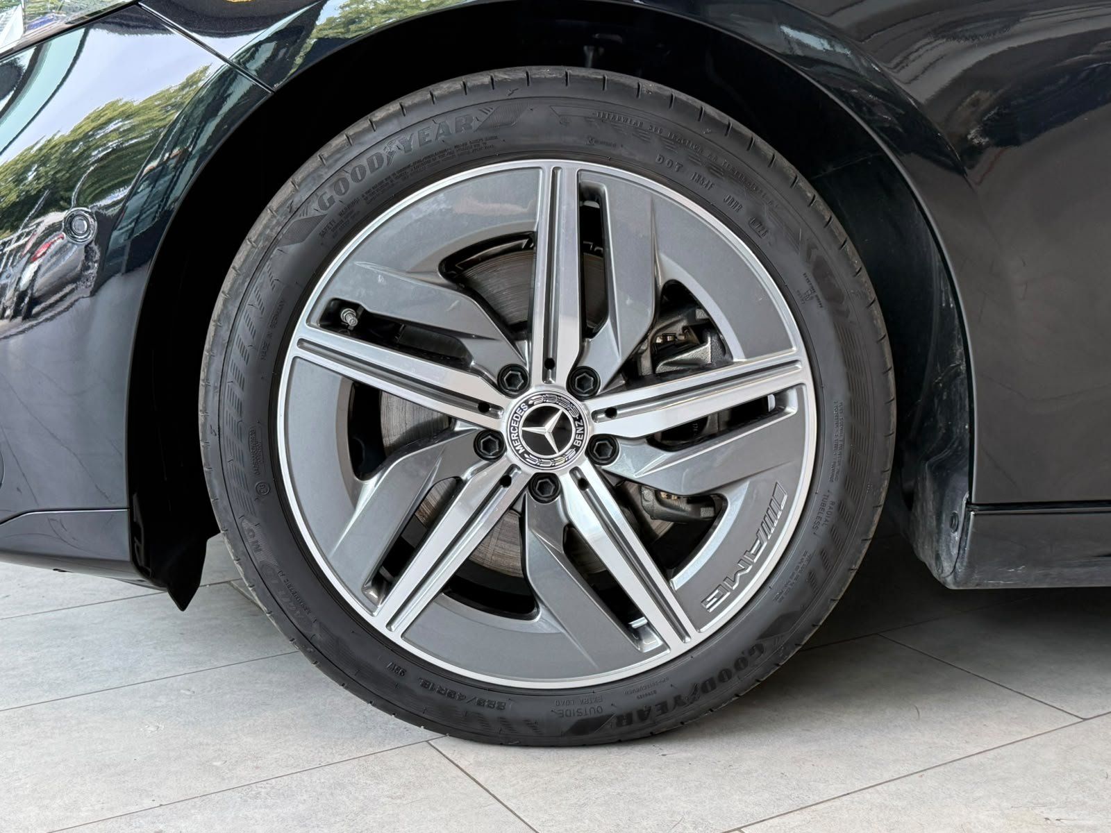 Fahrzeugabbildung Mercedes-Benz CLA 250+ AMG BURM+HUD+PANO+DISTR+NIGHT+MBEAM+360