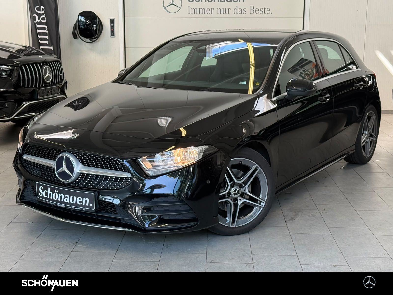 Mercedes-Benz A 180 AMG+CARPLAY+NAVI+AMBIENTE+SPUR+DAB+MBUX