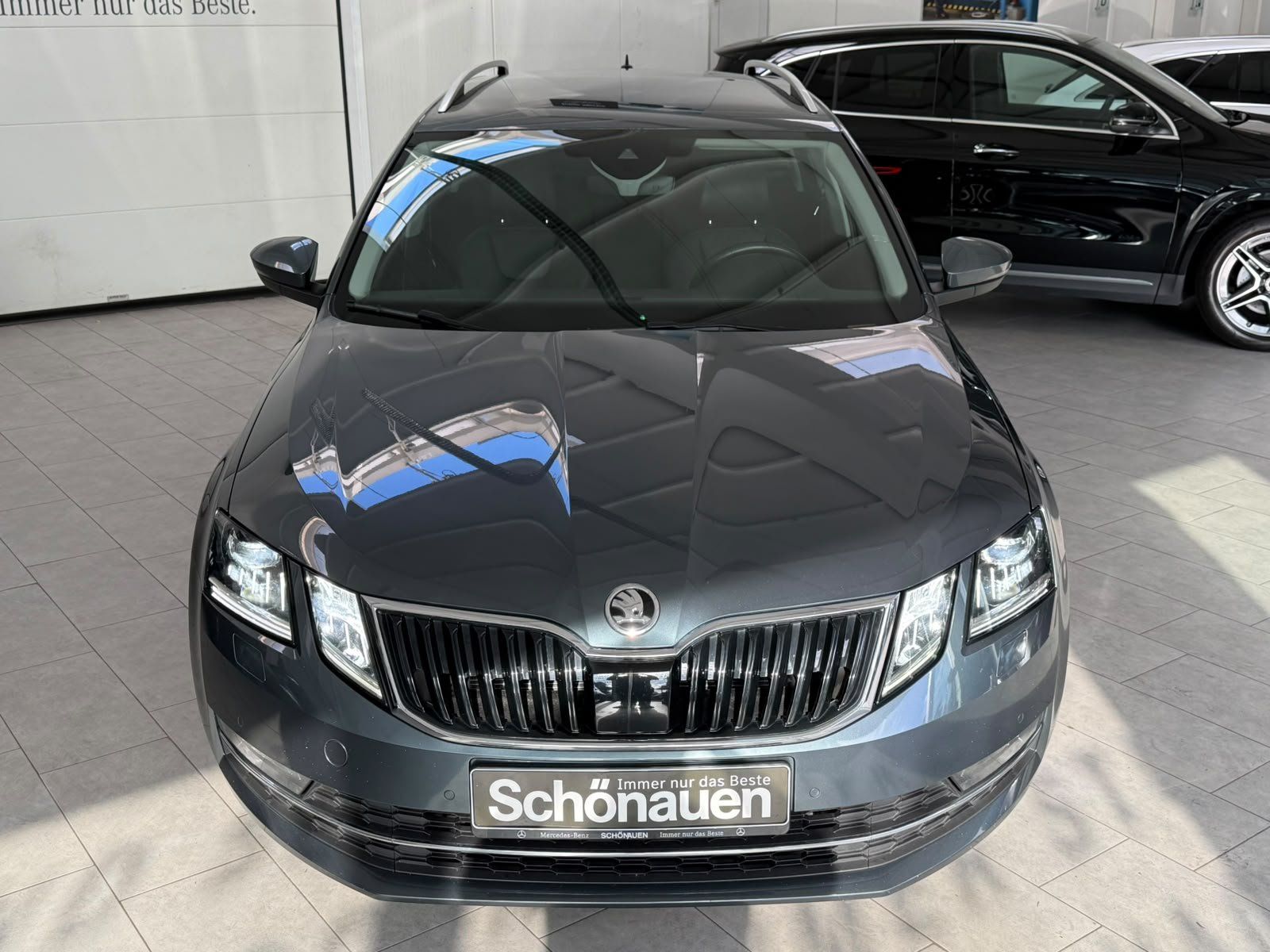 Fahrzeugabbildung SKODA Octavia 2.0 TDI Premium Edition NUR AN GEWERBE!