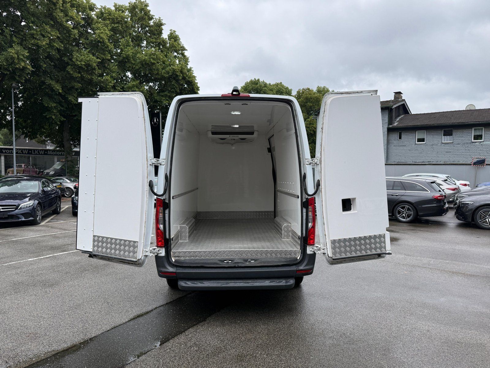 Fahrzeugabbildung Mercedes-Benz Sprinter 314 RWD L2H2-THERMOKING-KAMERA