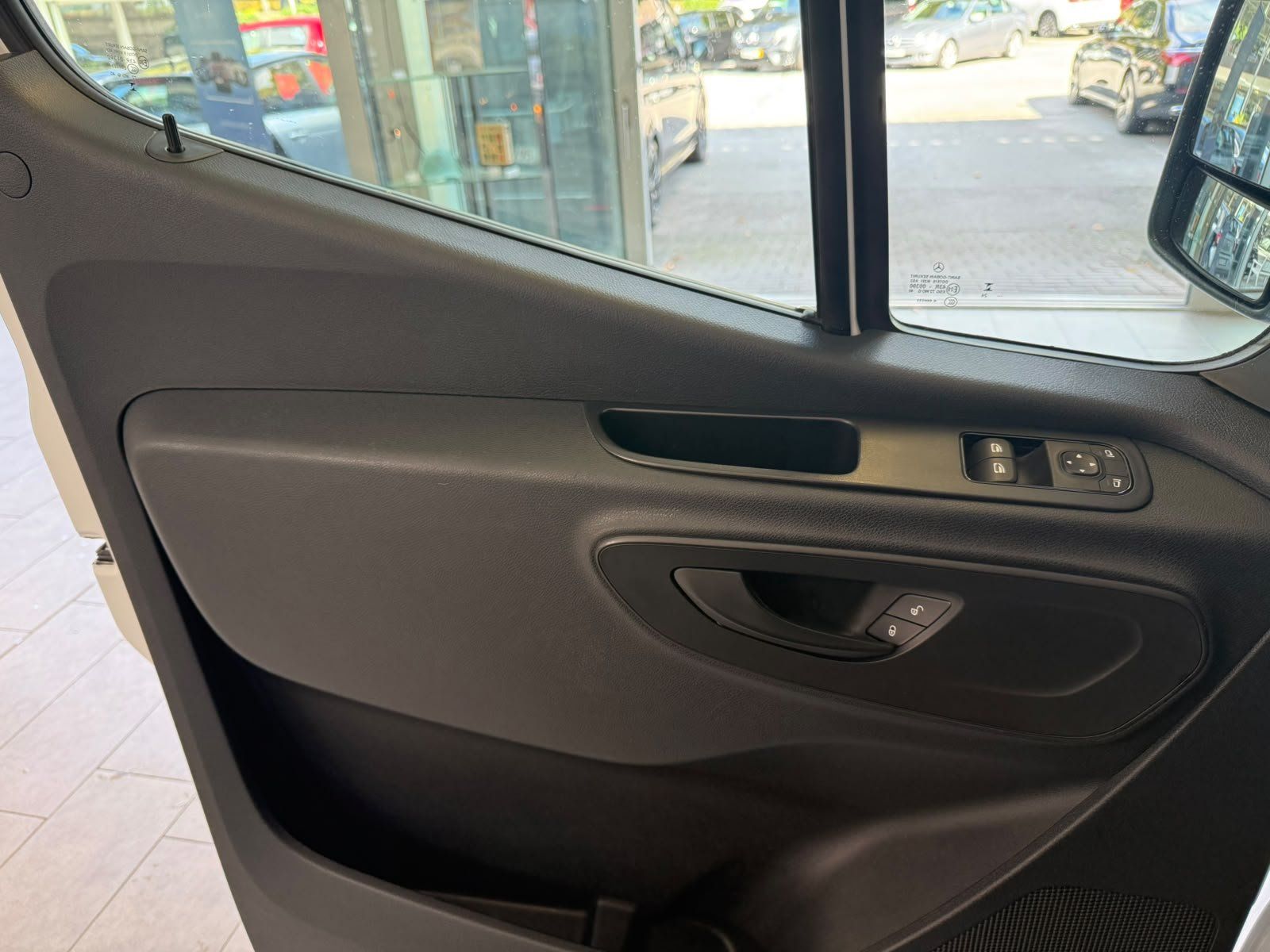 Fahrzeugabbildung Mercedes-Benz Sprinter 317 Koffer 4325/LBW/LED/MBUX/KAMERA/NAV