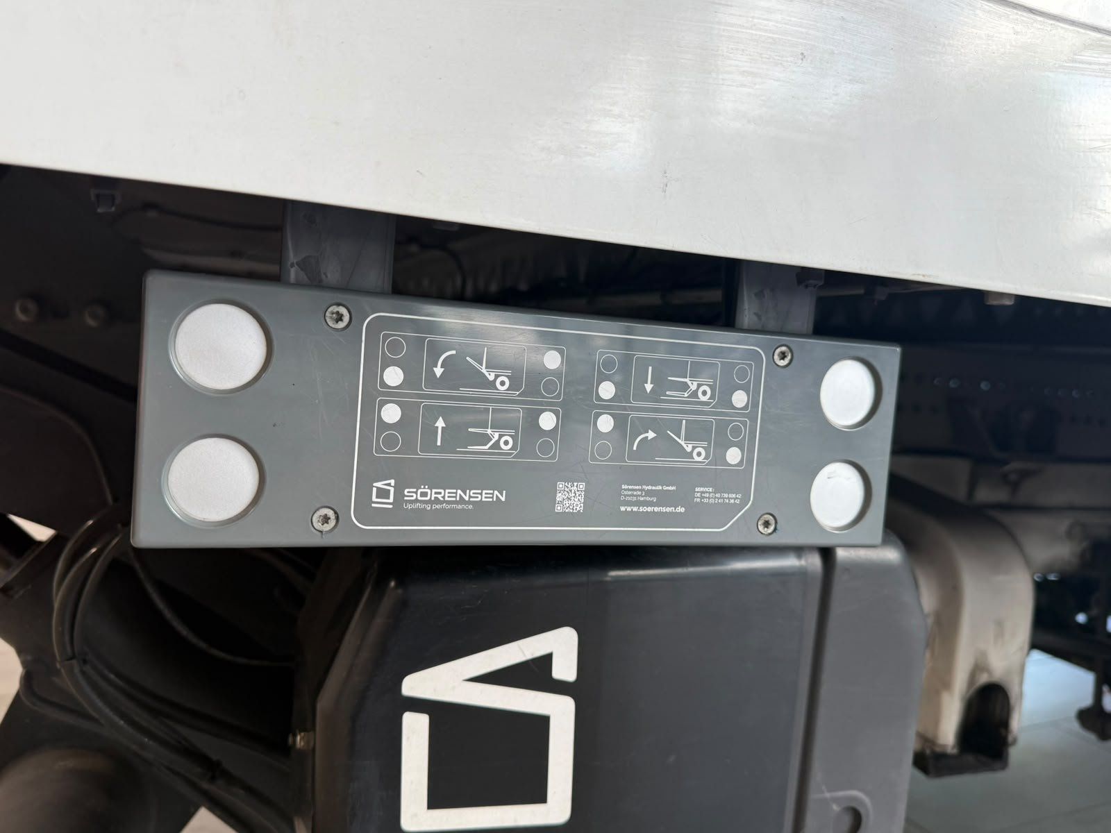 Fahrzeugabbildung Mercedes-Benz Sprinter 317 Koffer 4325/LBW/LED/MBUX/KAMERA/NAV